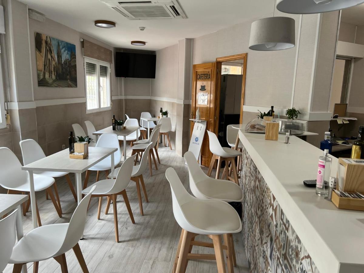 Hostal 82 Olías del Rey المظهر الخارجي الصورة