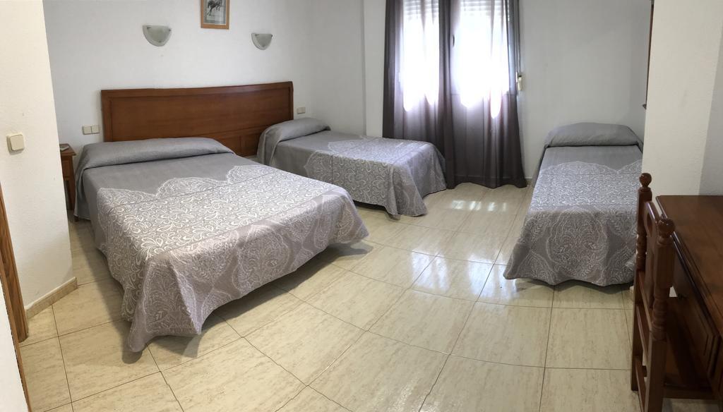 Hostal 82 Olías del Rey الغرفة الصورة