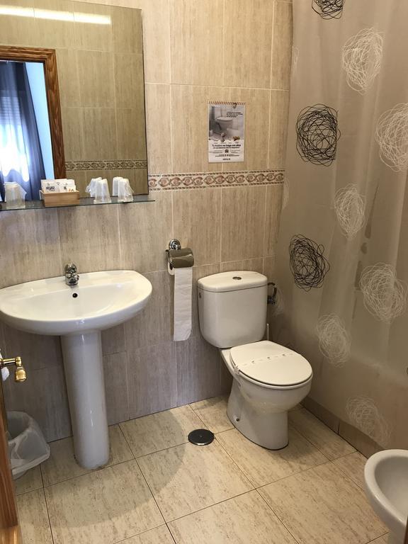 Hostal 82 Olías del Rey الغرفة الصورة