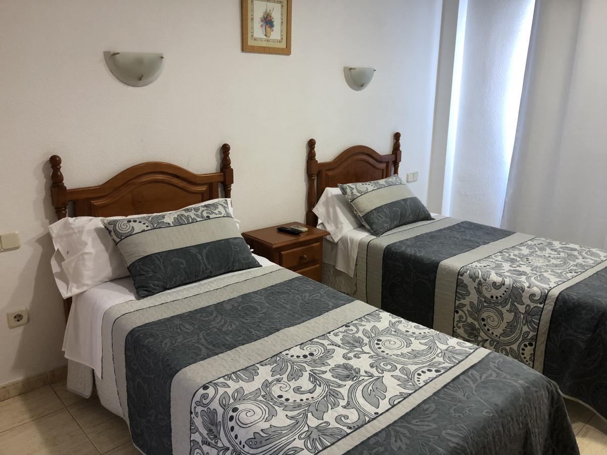 Hostal 82 Olías del Rey المظهر الخارجي الصورة
