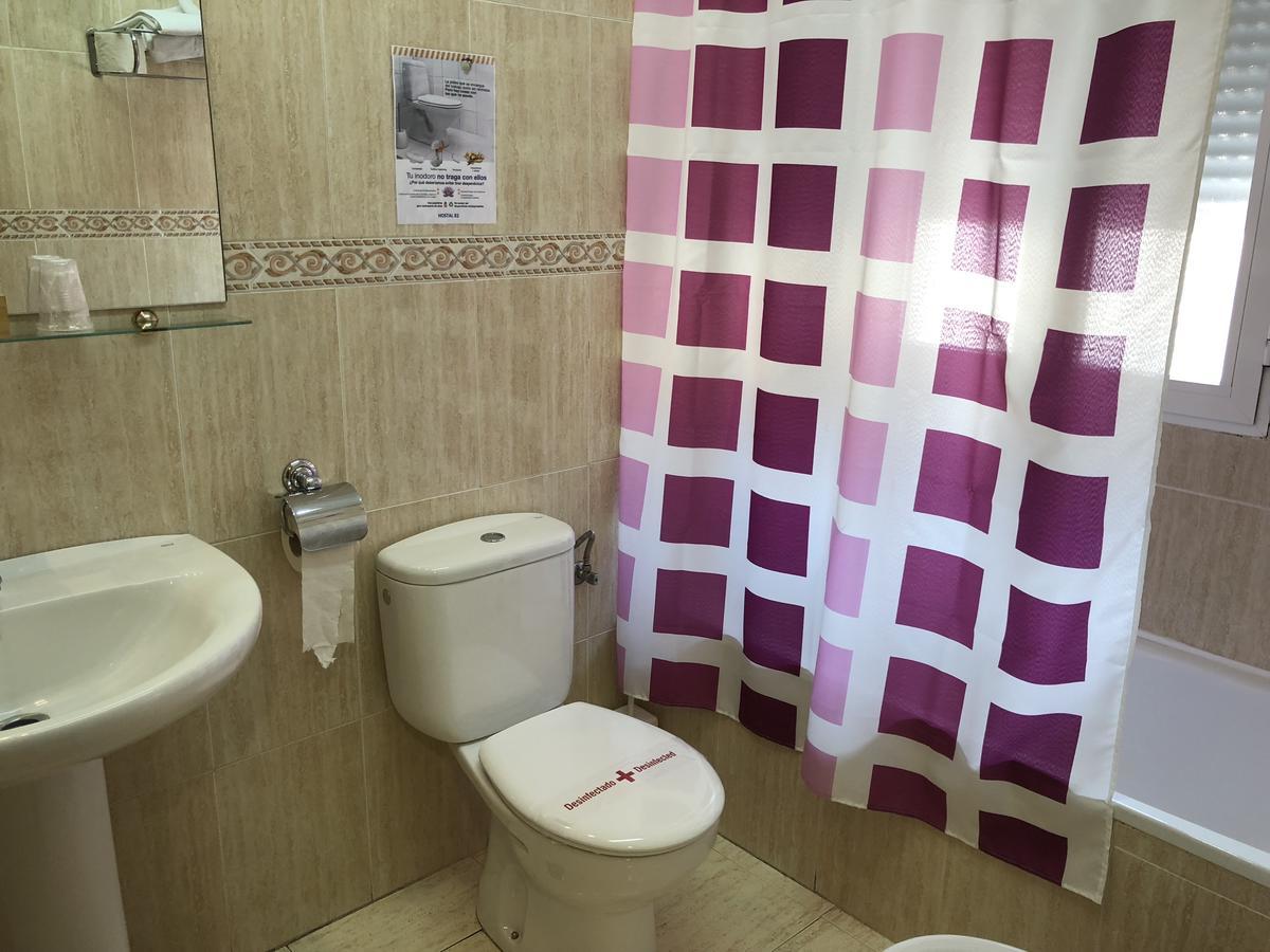Hostal 82 Olías del Rey المظهر الخارجي الصورة