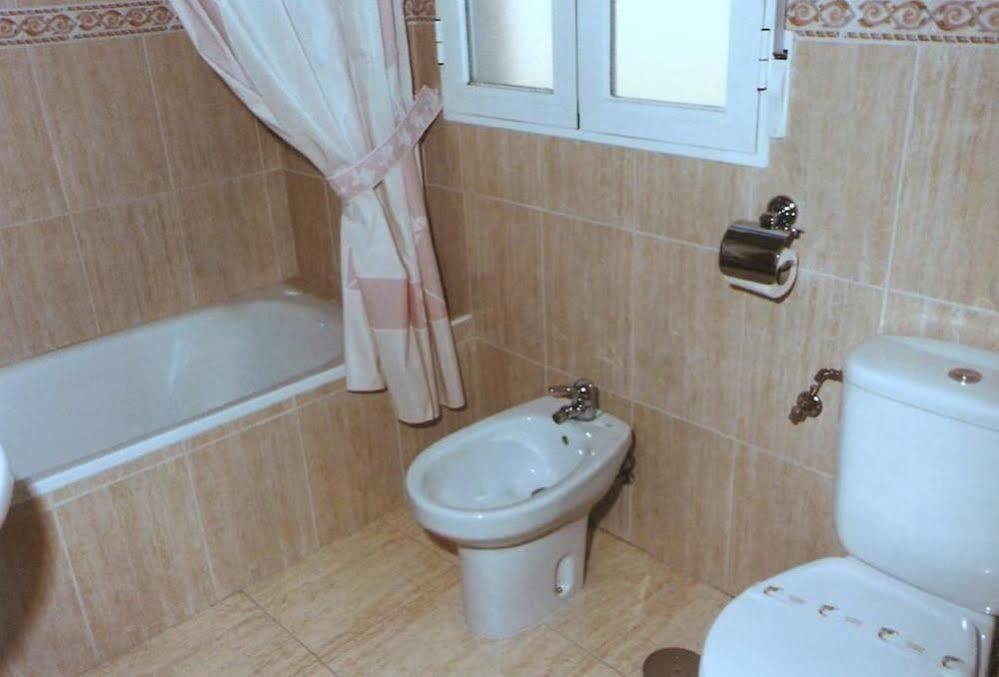 Hostal 82 Olías del Rey المظهر الخارجي الصورة